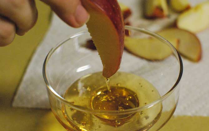 女性經(jīng)期可以喝蜂蜜嗎? 蜂蜜