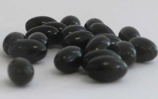 男人長期吃蜂膠的副作用,不但容易過敏,還可能影響消化功能! 蜂膠