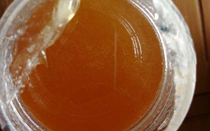 合歡蜂蜜的功效與作用及食用方法 合歡蜂蜜