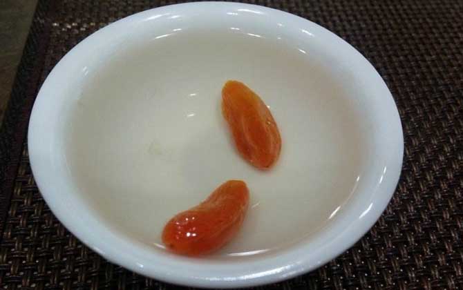 蜂蜜枸杞茶的功效及簡單做法 蜂蜜枸杞茶