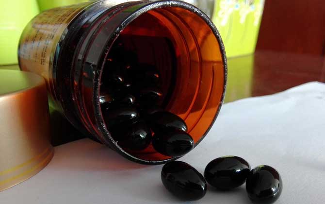 蜂膠軟膠囊的作用與功效是什么? 蜂膠軟膠囊