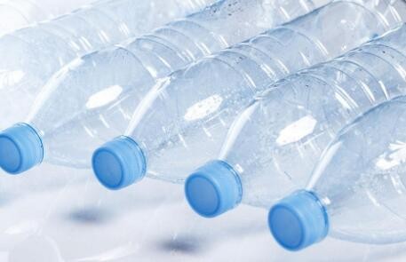 礦泉水瓶裝蜂蜜有毒嗎?塑料瓶可以裝蜂蜜好嗎?