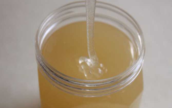 蜂蜜變質(zhì)后的圖片是什么樣的（出現(xiàn)這4種情況，說明蜂蜜已經(jīng)變質(zhì)）