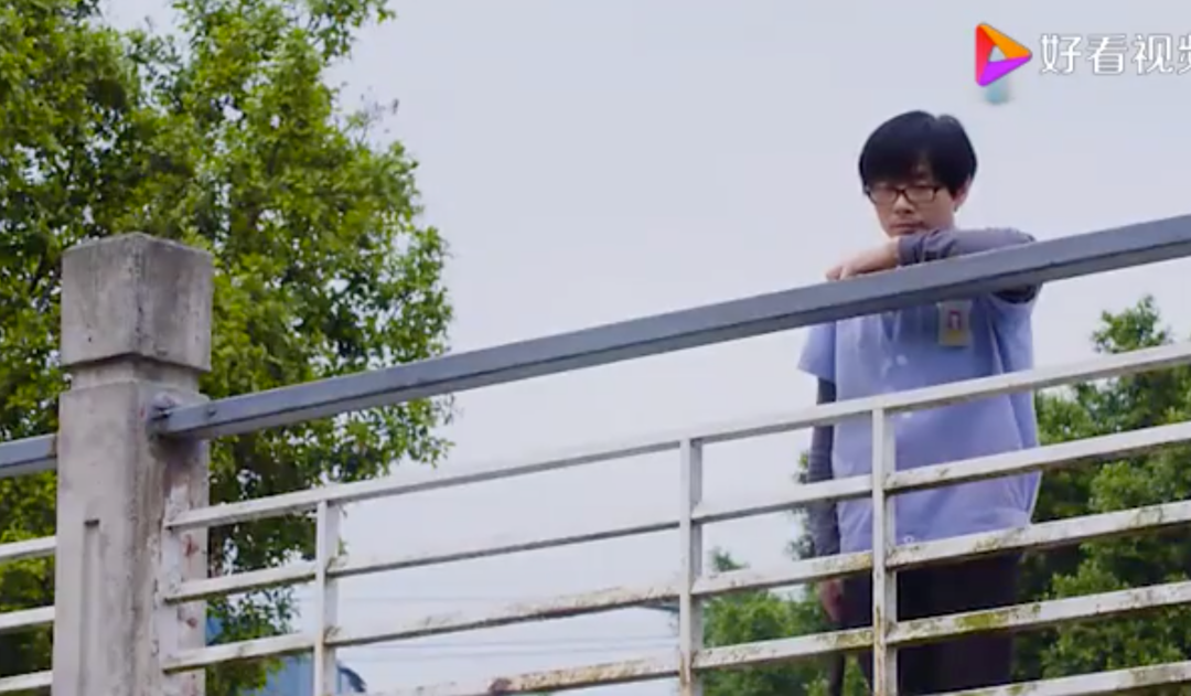 譚木匠的秘密:制作梳子的人,并不完美 譚木匠的秘密:制作梳子的人,并不完美。