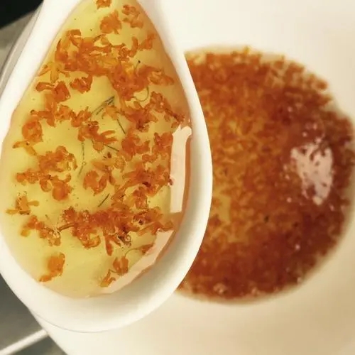 一顆桂花樹可養(yǎng)多少蜜蜂(蜜蜂不采桂花樹的原因) 一顆桂花樹可養(yǎng)多少蜜蜂(蜜蜂不采桂花樹的原因)