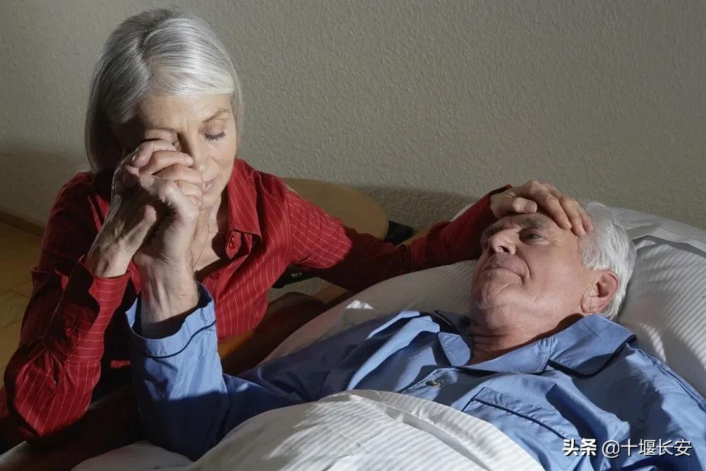 讀心 | 人到中年，最高級的“炫富”，是擁有這三樣?xùn)|西