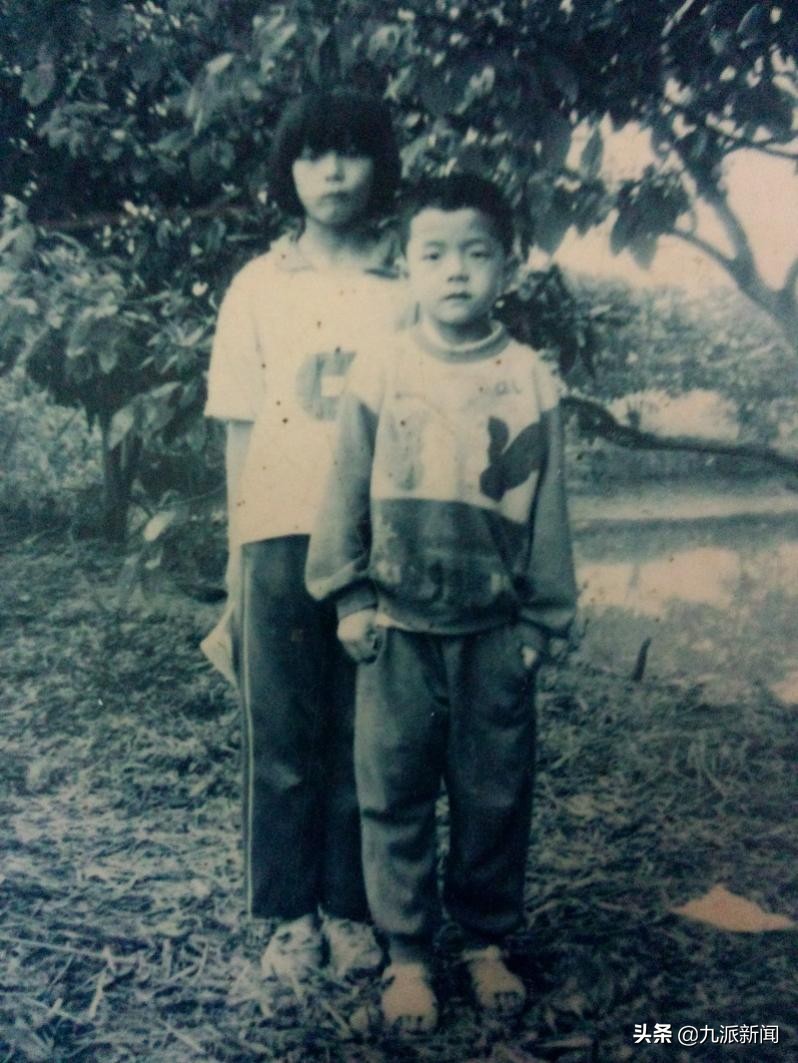 從公務(wù)員到豬肉佬，985畢業(yè)生為還200萬債務(wù)擺肉攤：10年后還賣豬肉未嘗不可，以前管理個體戶現(xiàn)在成了個體戶