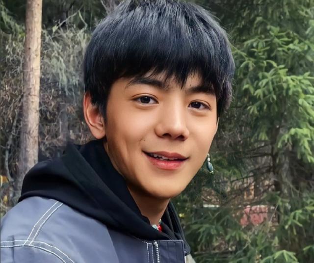 為什么演員的門檻越來越低 誰都能做演員?現在演員門檻這么低?