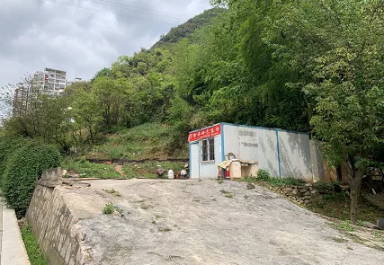 中蜂蜂場(chǎng)蜂箱之間的距離是多少（中蜂蜂箱擺放間隔距離多少）