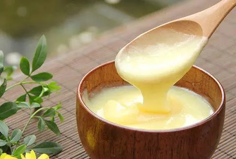 蜂王漿的提取過程 蜂王漿的提取過程