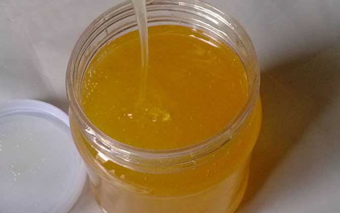 蜂蜜去皺紋有效果嗎？有一定的除皺效果，若能搭配使用效果更佳！